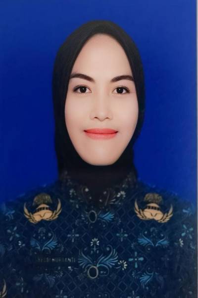 YESSY NURSANTI, S.Pd.